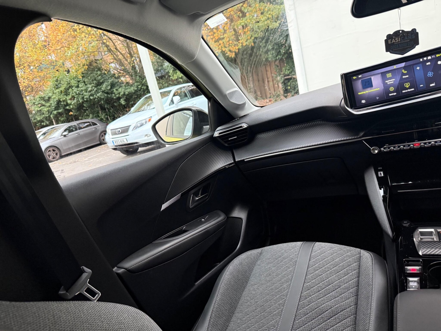 Used Peugeot 208 2024 for sale - 76399259: Photo 39