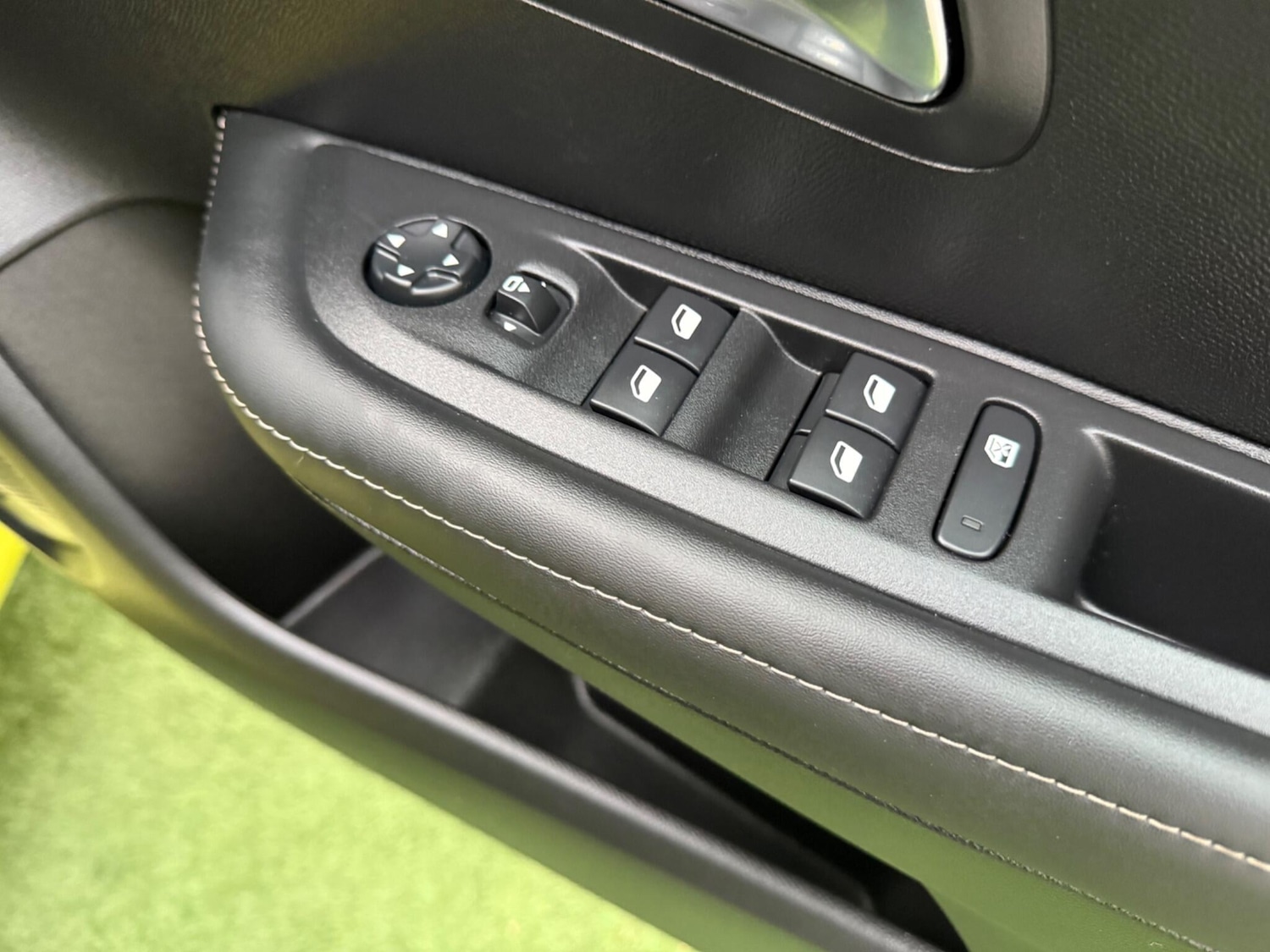 Used Peugeot 208 2024 for sale - 76399259: Photo 41