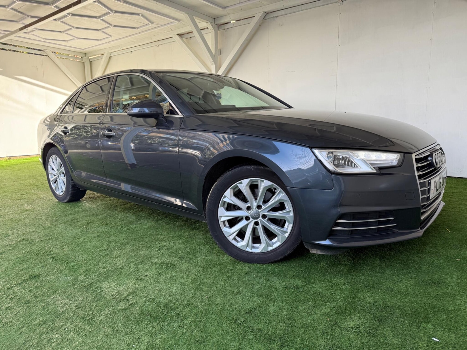 Used Audi A4 2018 for sale - 77015263: Photo 4