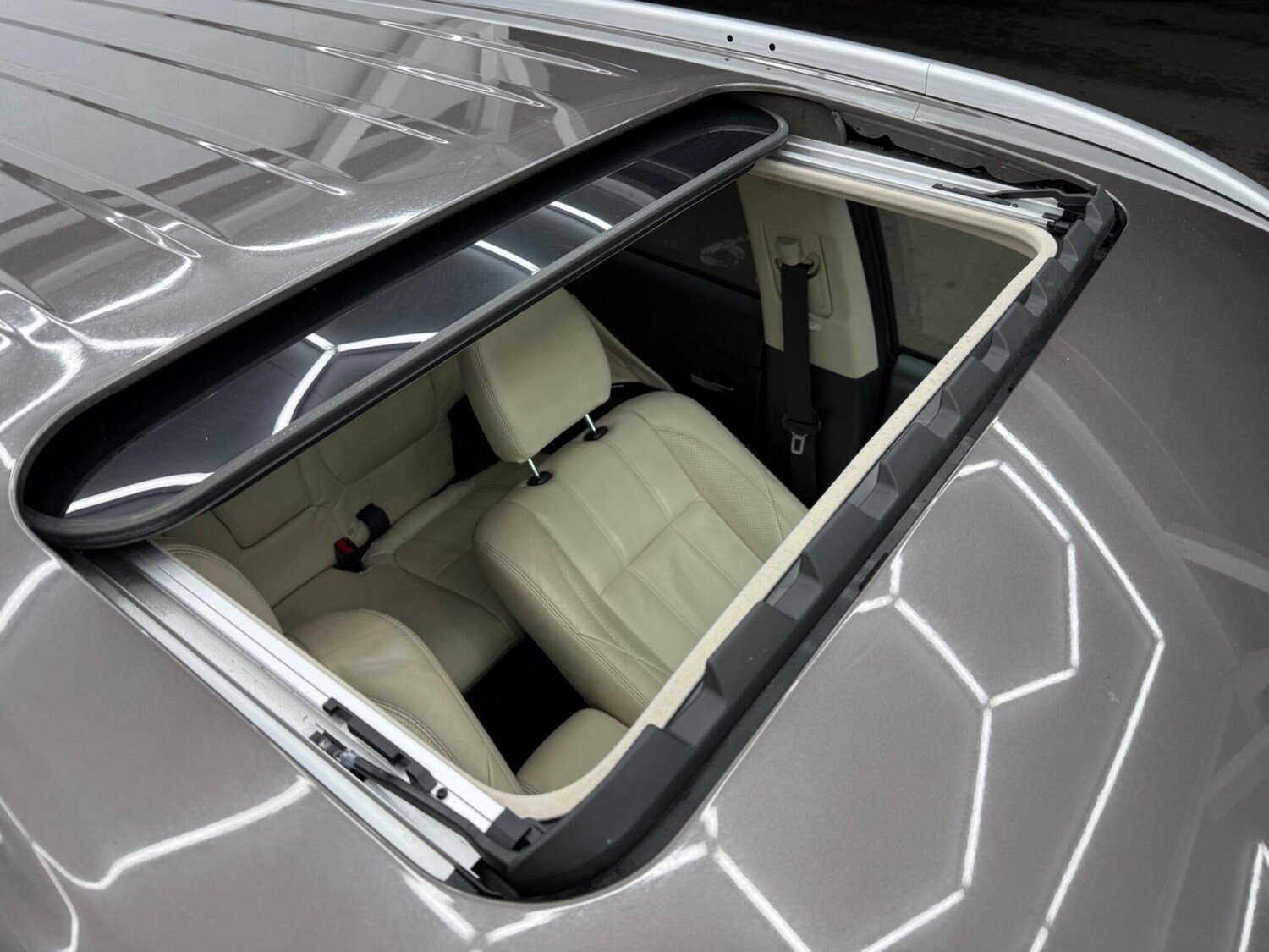 Used Mitsubishi Outlander 2016 for sale - 77400837: Photo 13