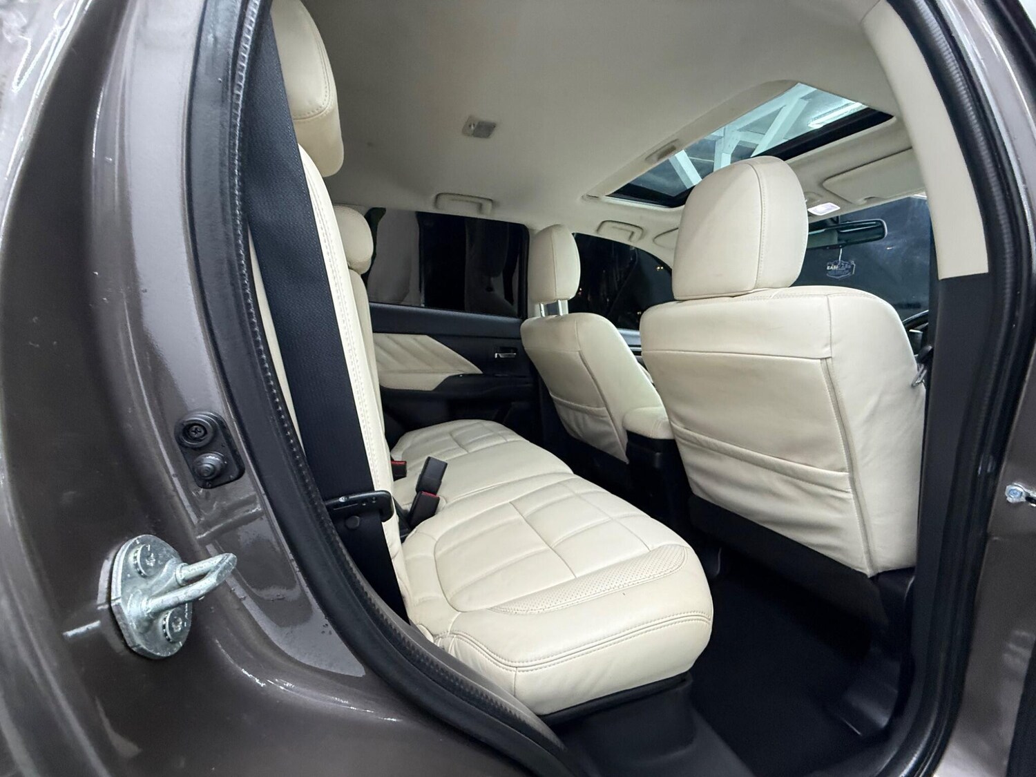 Used Mitsubishi Outlander 2016 for sale - 77400837: Photo 20