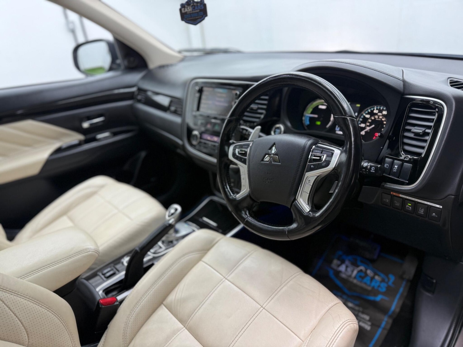 Used Mitsubishi Outlander 2016 for sale - 77400837: Photo 3