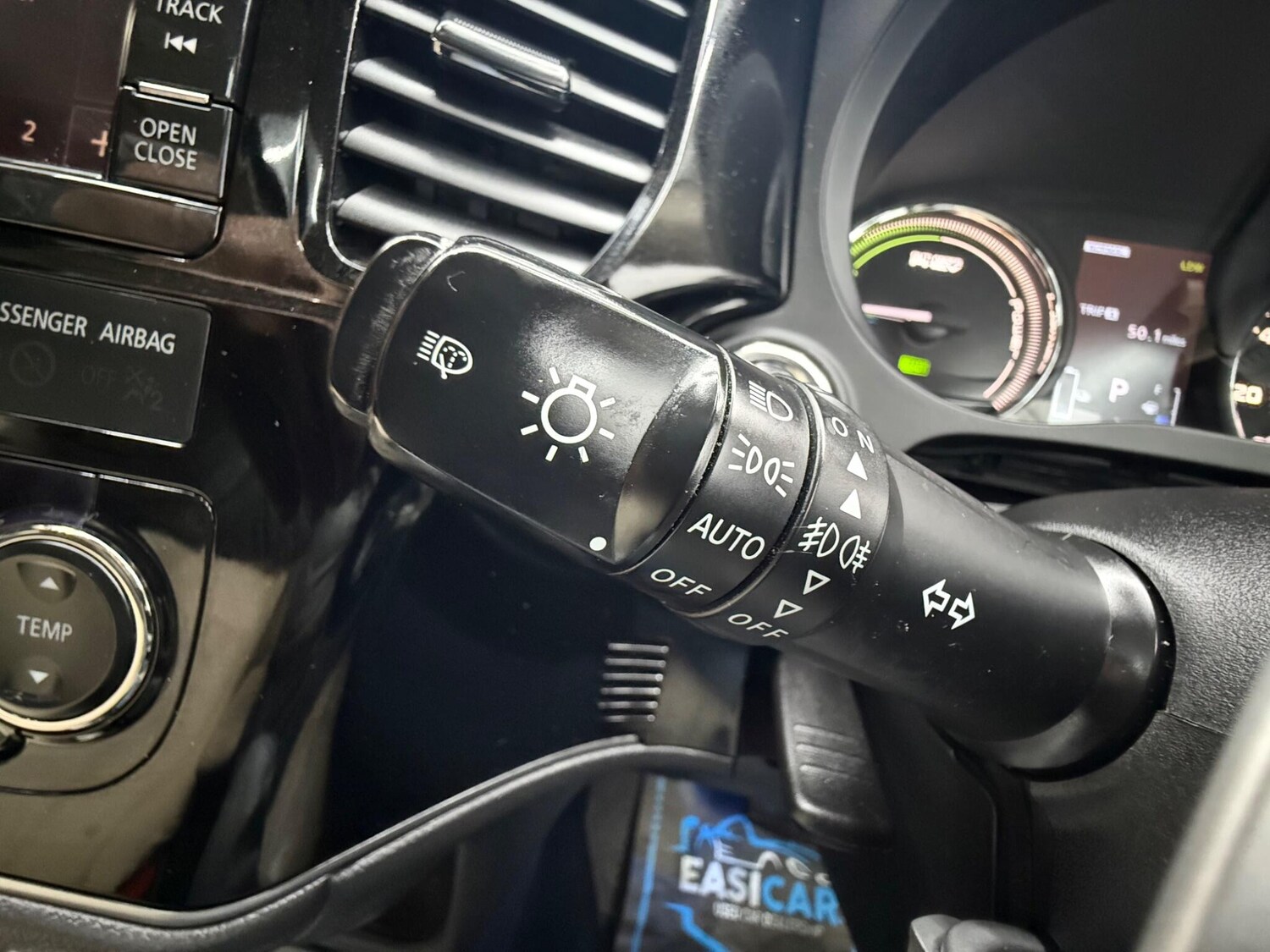 Used Mitsubishi Outlander 2016 for sale - 77400837: Photo 40