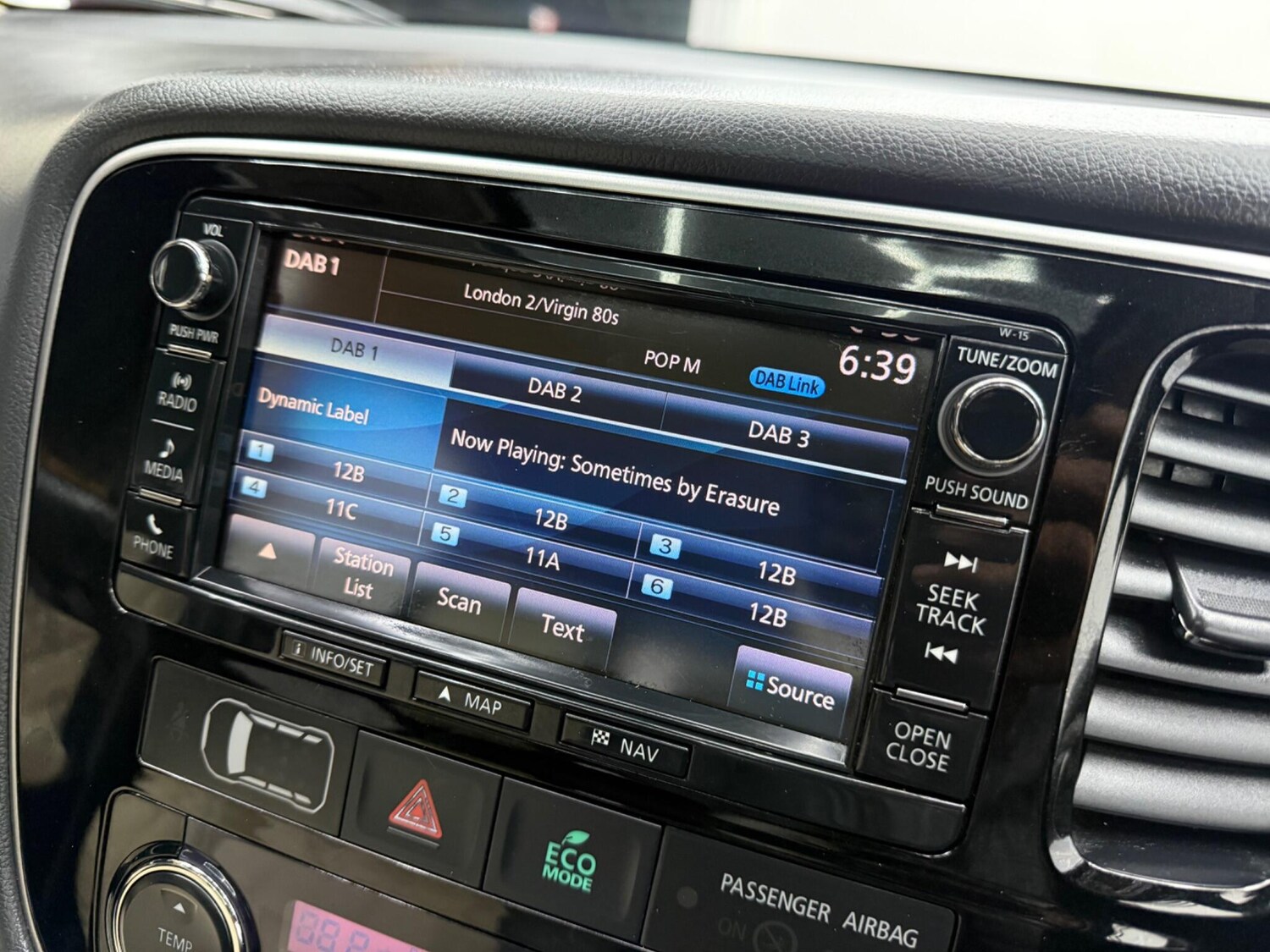 Used Mitsubishi Outlander 2016 for sale - 77400837: Photo 47