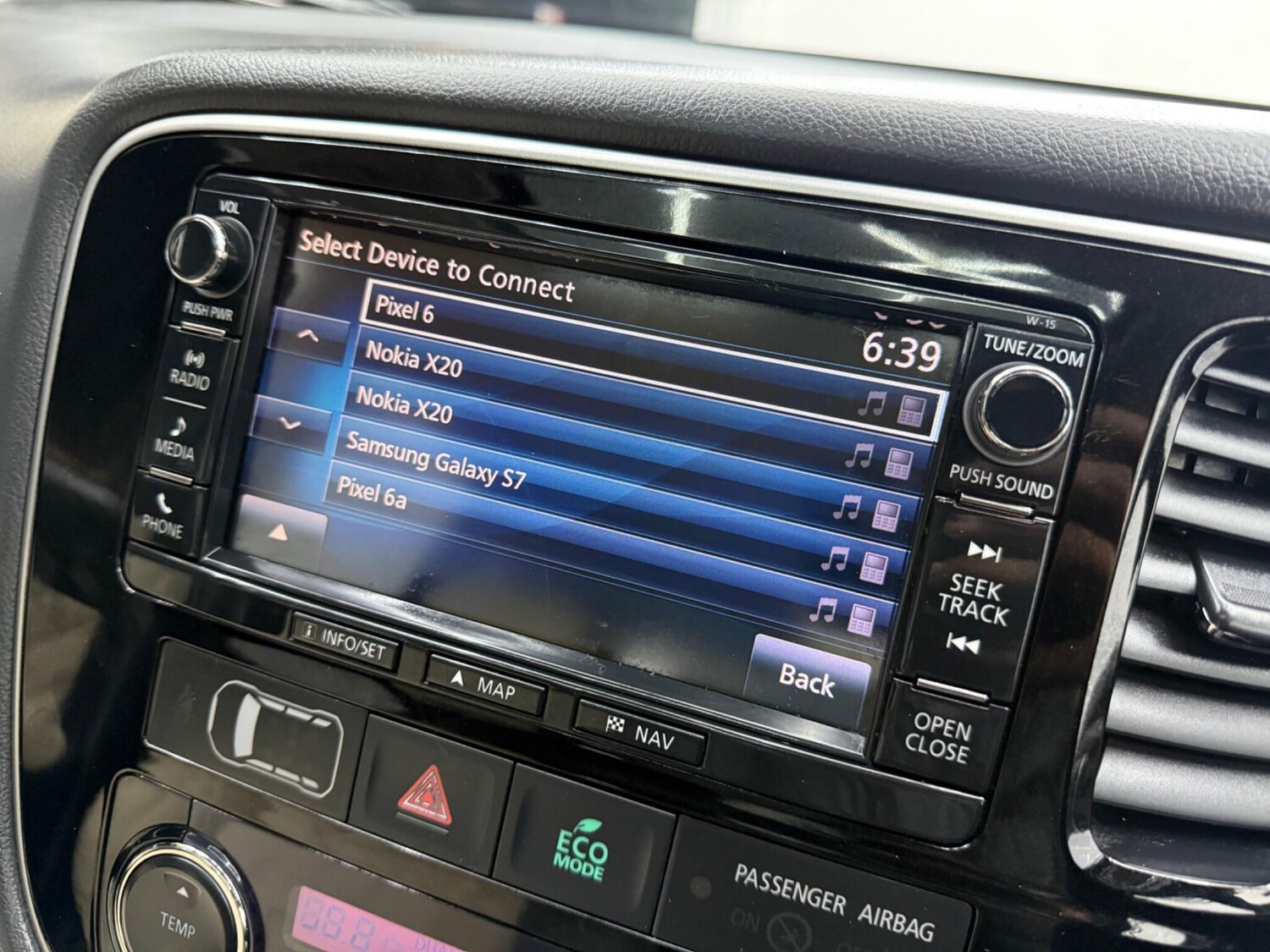 Used Mitsubishi Outlander 2016 for sale - 77400837: Photo 49