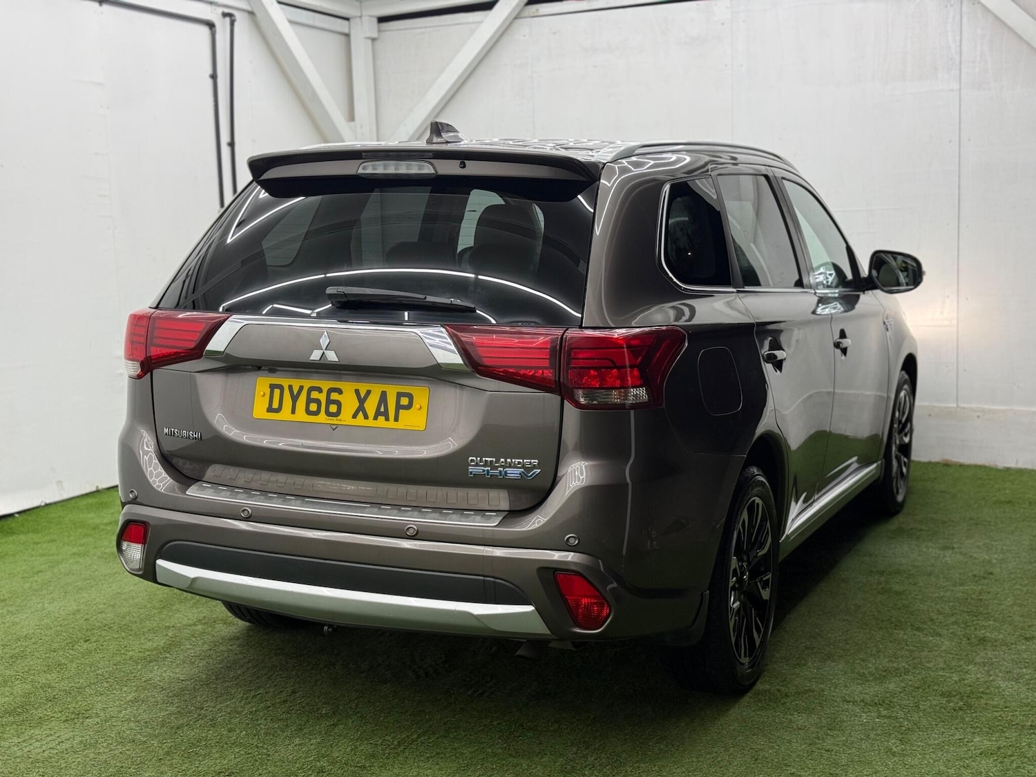 Used Mitsubishi Outlander 2016 for sale - 77400837: Photo 6