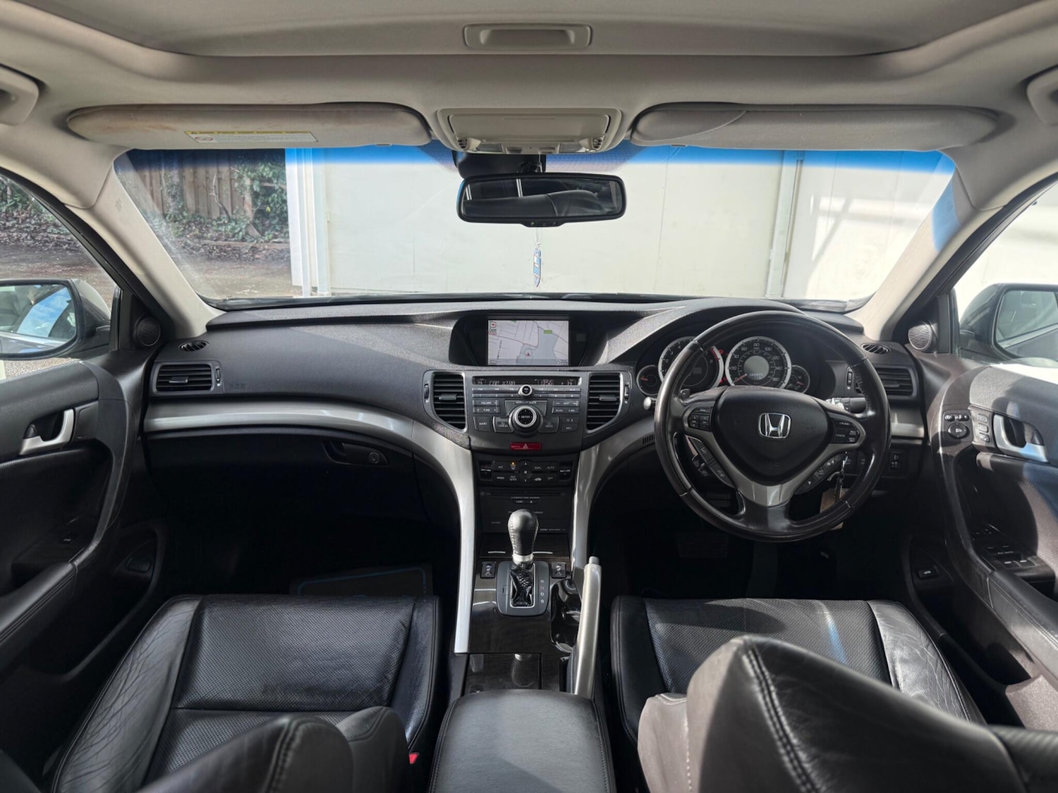 Used Honda Accord 2011 for sale - 77331143: Photo 26