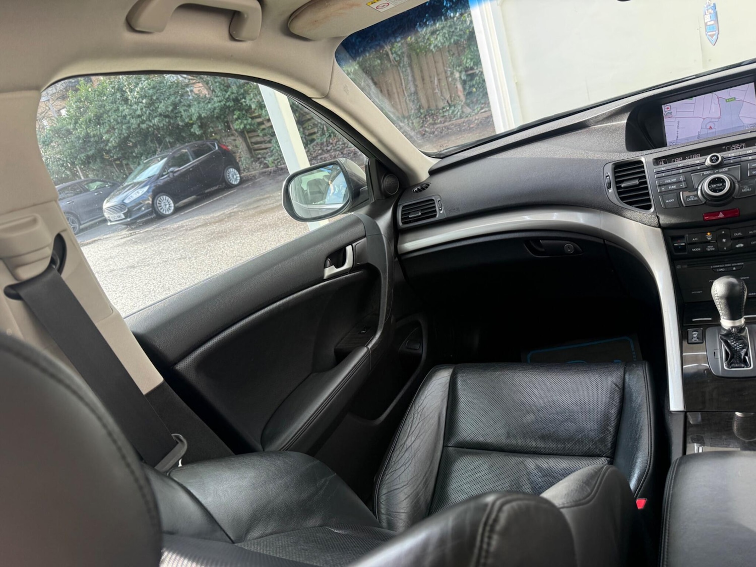 Used Honda Accord 2011 for sale - 77331143: Photo 37