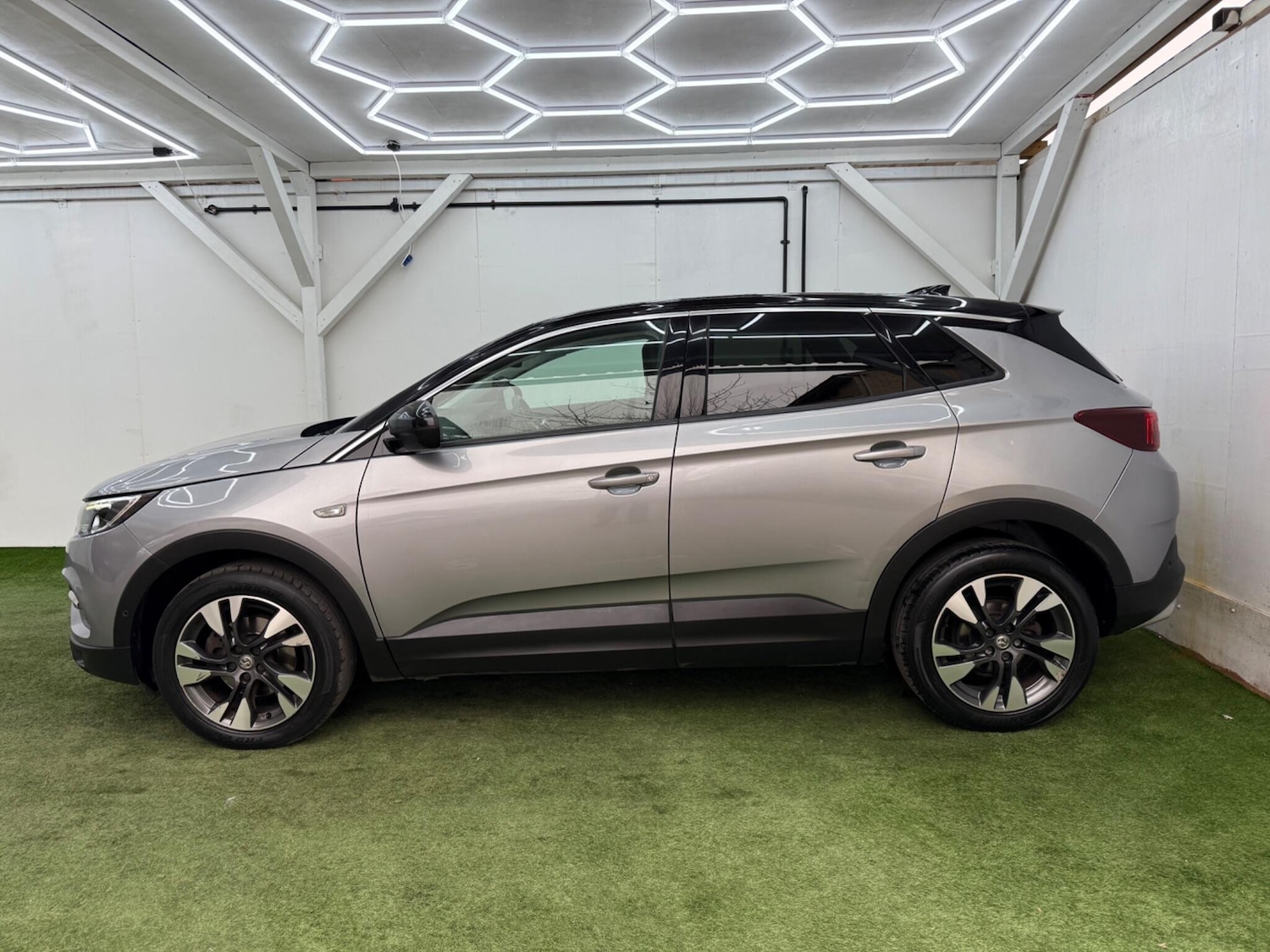 Used Vauxhall Grandland X 2019 for sale - 77783229: Photo 10