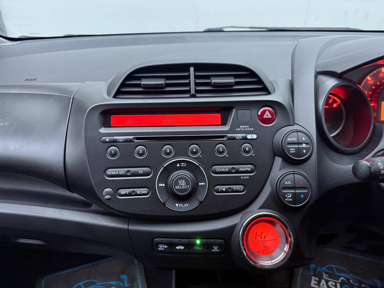 Used Honda Jazz 2013 for sale - 76283085: Photo 29