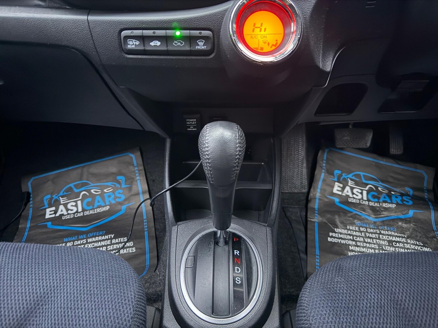 Used Honda Jazz 2013 for sale - 76283085: Photo 30