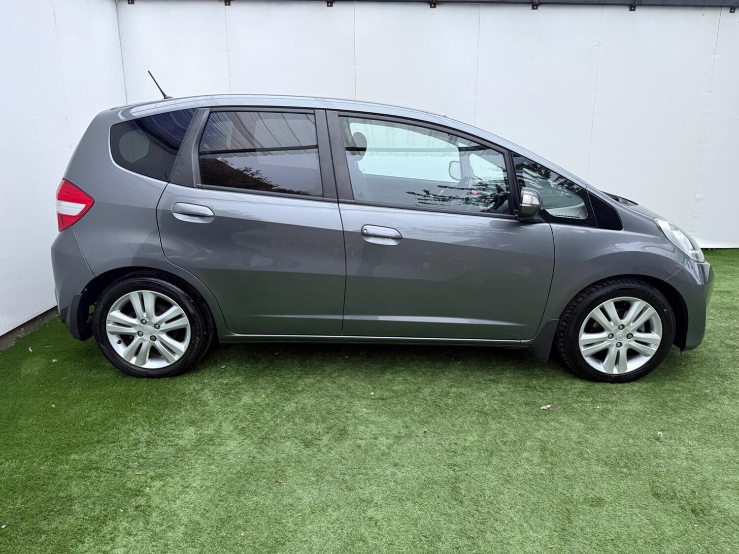 Used Honda Jazz 2013 for sale - 76283085: Photo 5