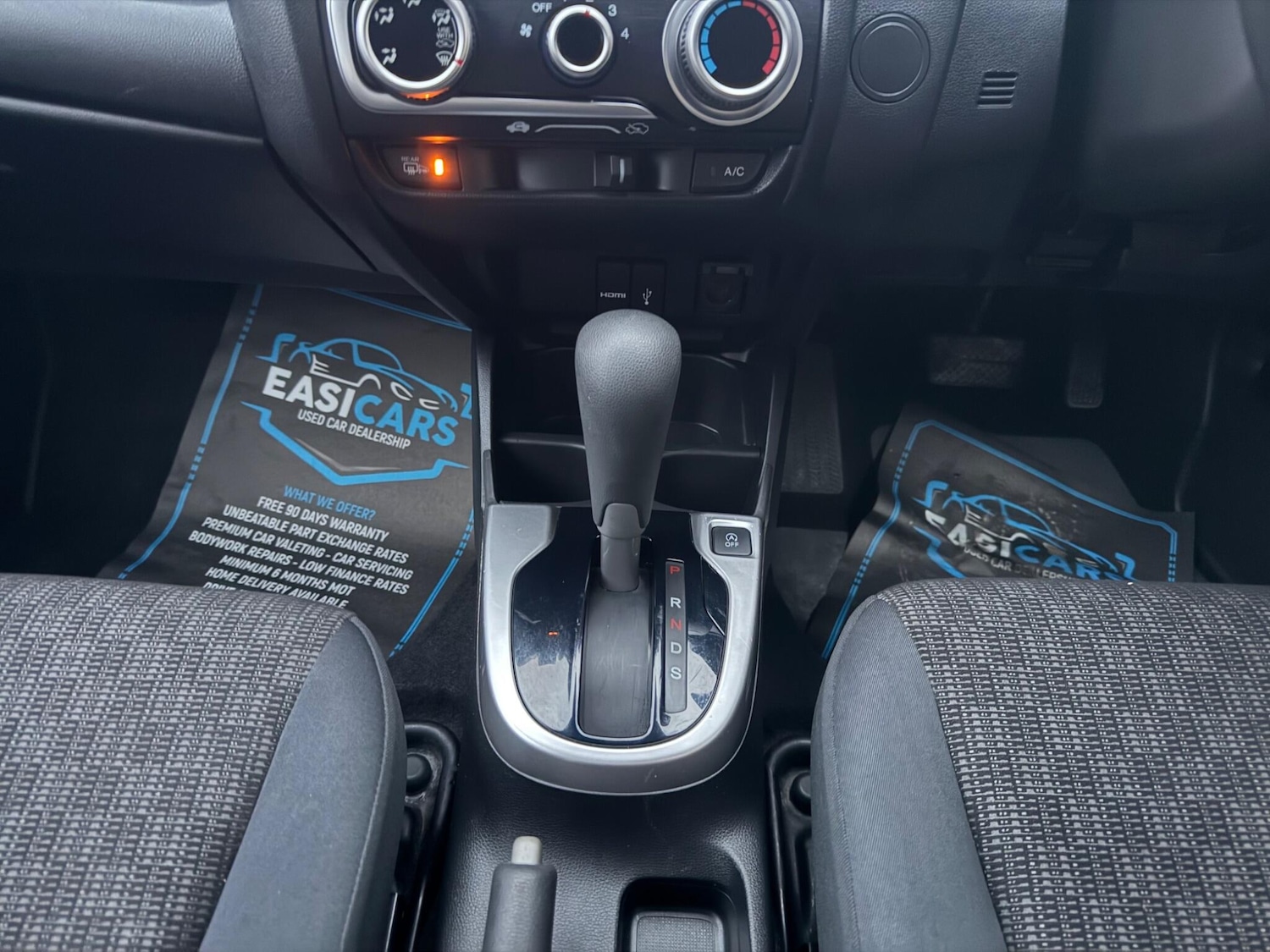 Used Honda Jazz 2016 for sale - 76688670: Photo 30