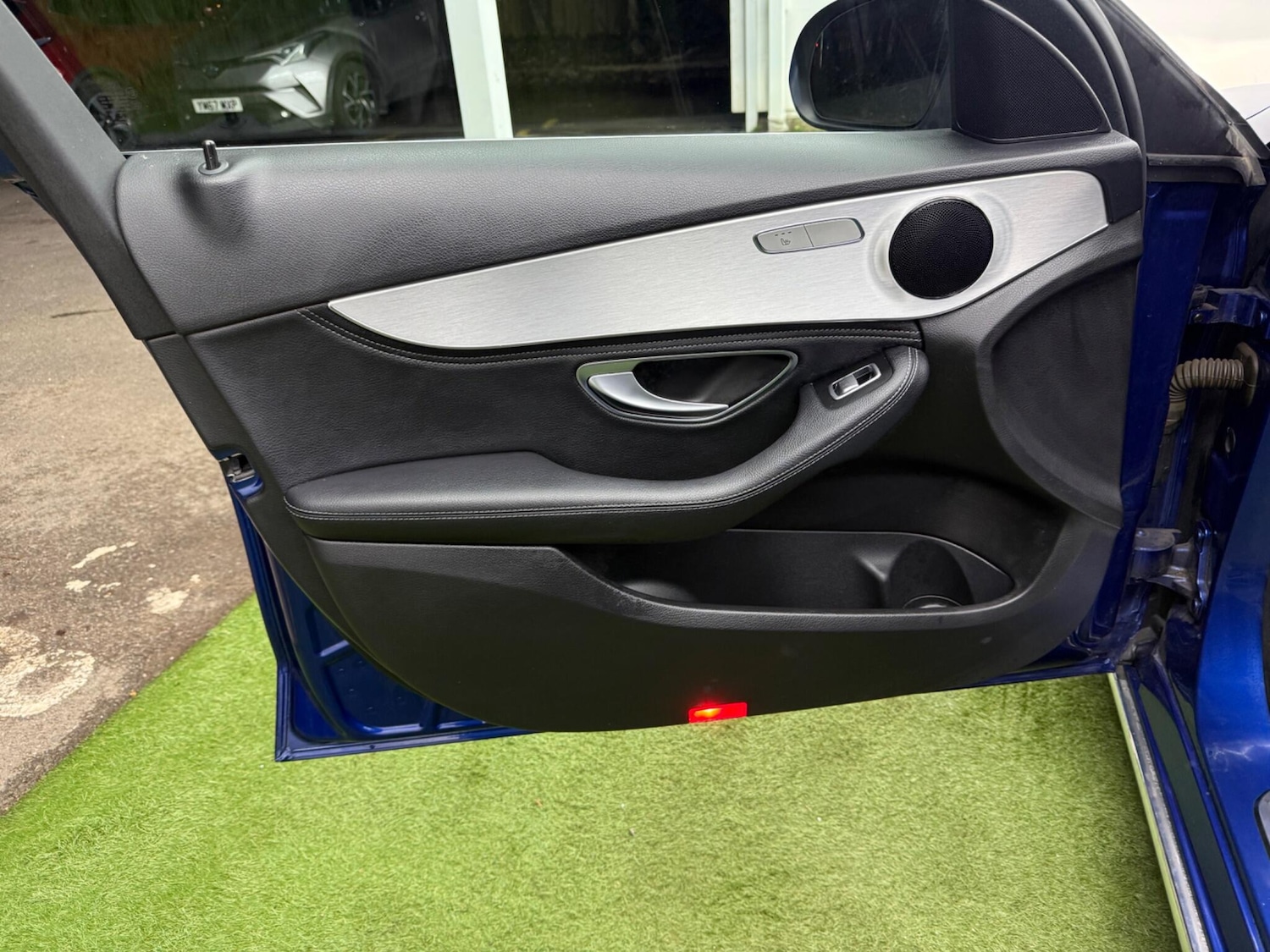 Used Mercedes-Benz C Class 2015 for sale - 77455319: Photo 27