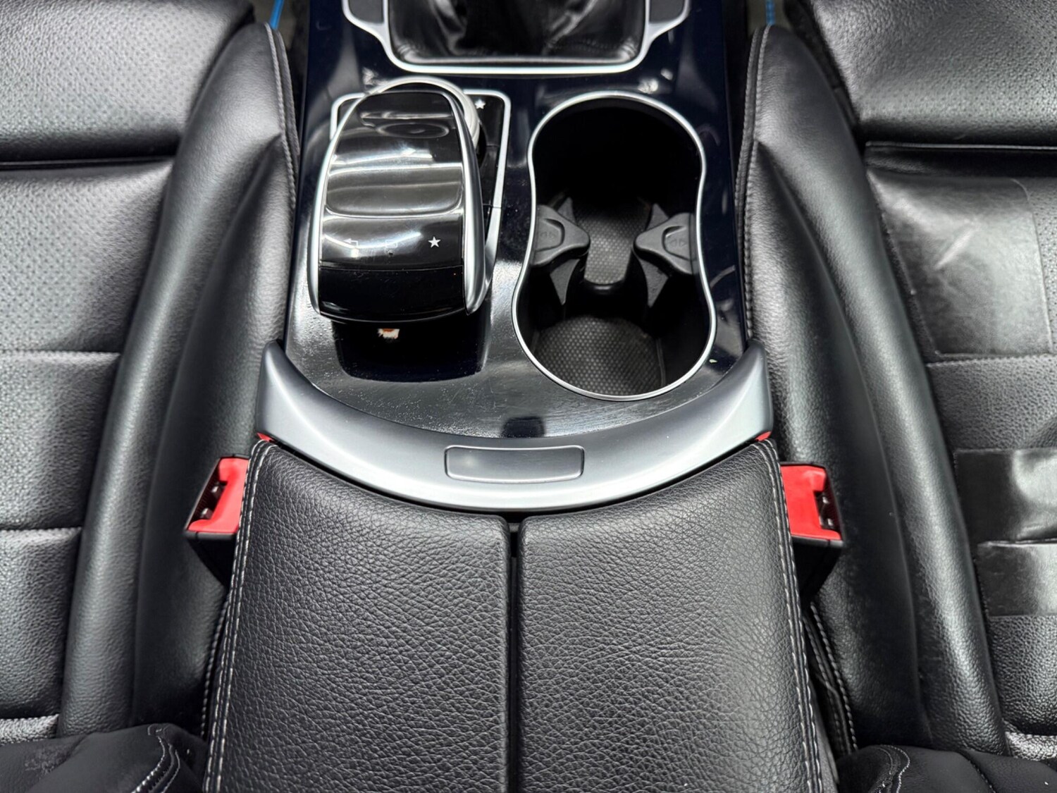 Used Mercedes-Benz C Class 2015 for sale - 77455319: Photo 31