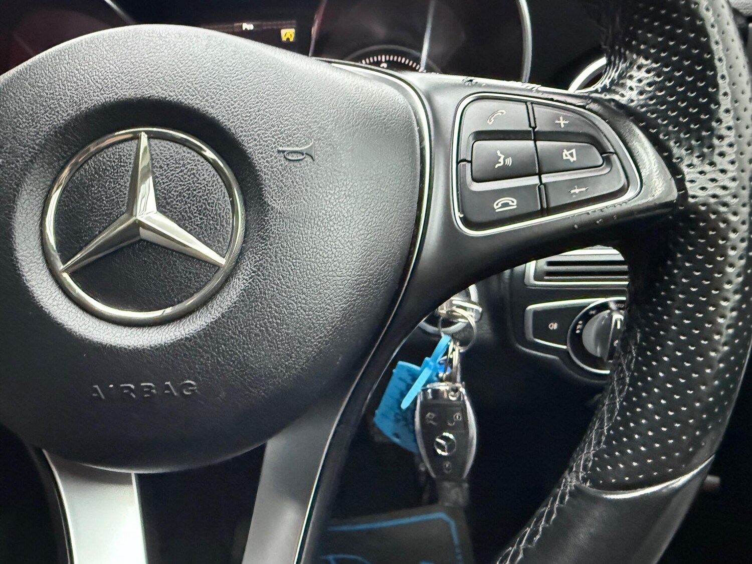 Used Mercedes-Benz C Class 2015 for sale - 77455319: Photo 36