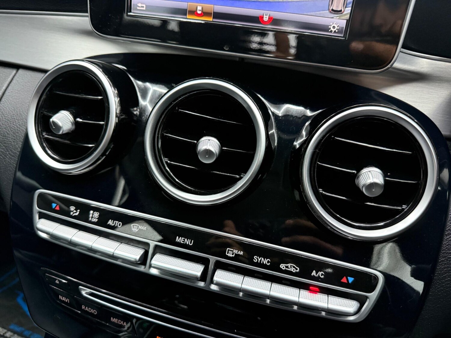 Used Mercedes-Benz C Class 2015 for sale - 77455319: Photo 54