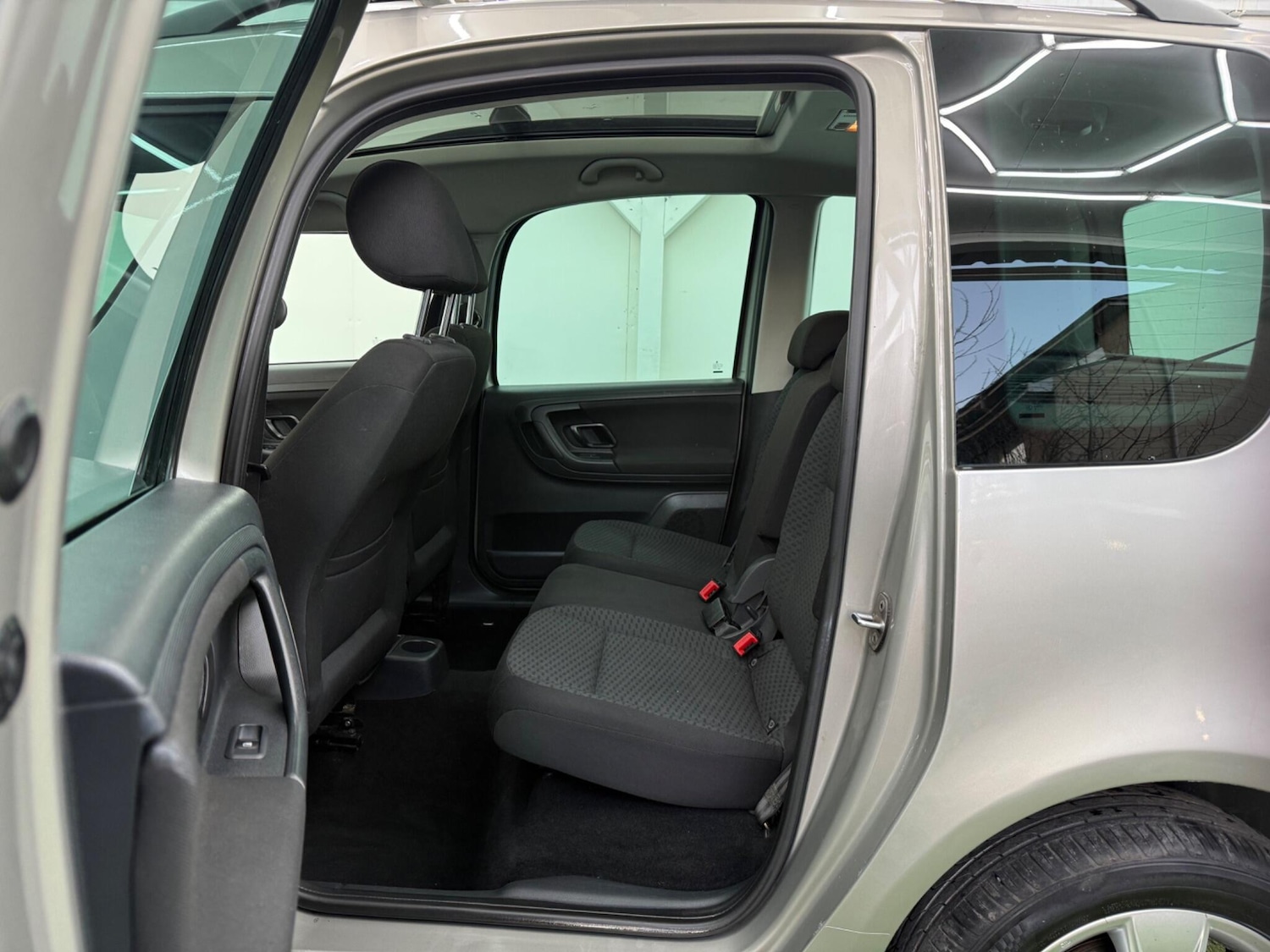 Used Skoda Roomster 2013 for sale - 77097853: Photo 21