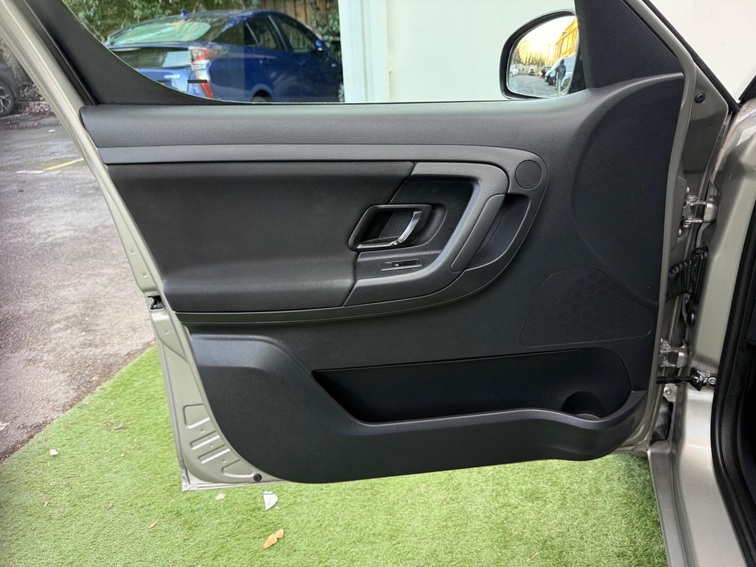 Used Skoda Roomster 2013 for sale - 77097853: Photo 26