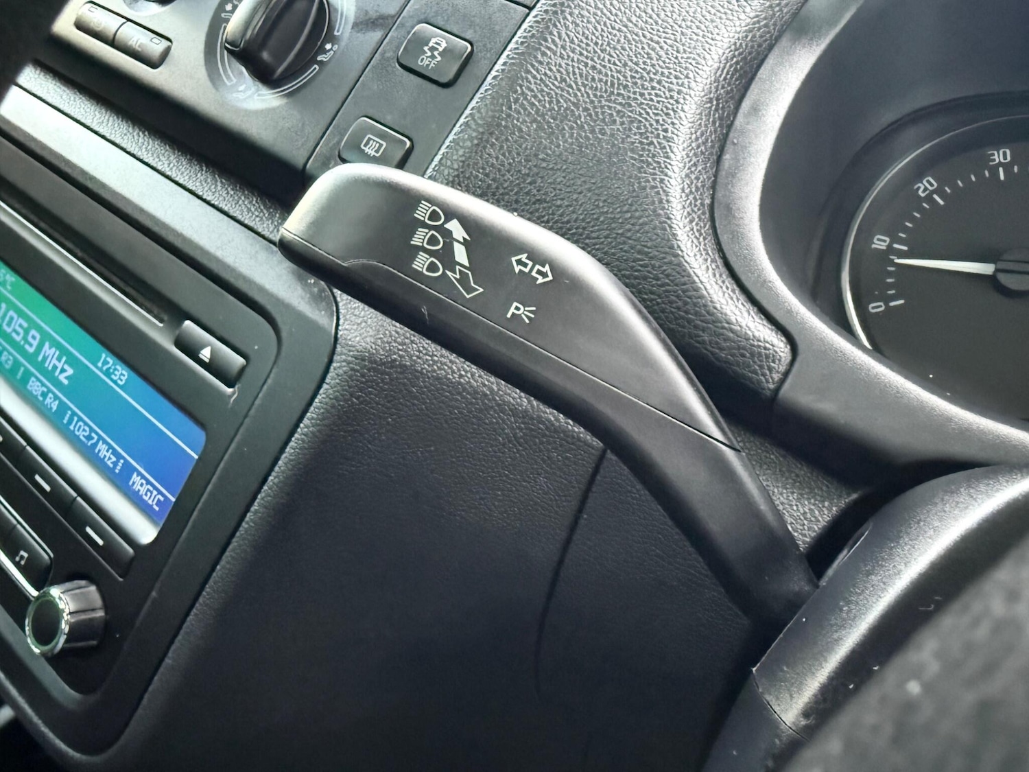 Used Skoda Roomster 2013 for sale - 77097853: Photo 33