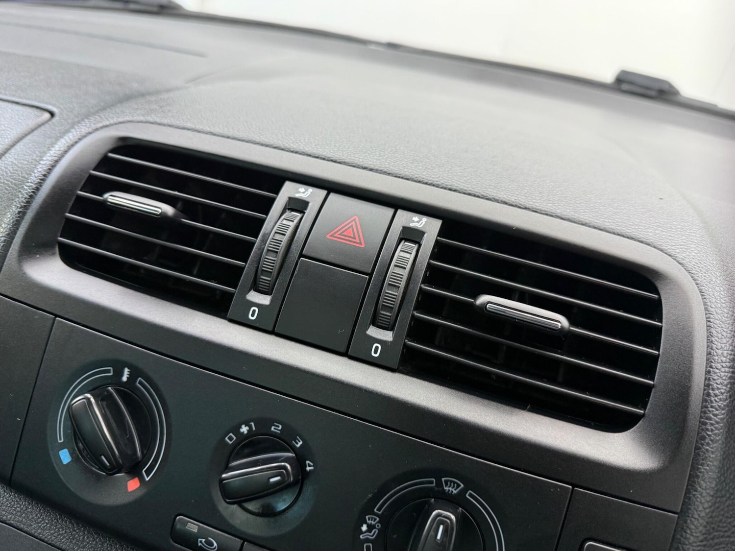 Used Skoda Roomster 2013 for sale - 77097853: Photo 39