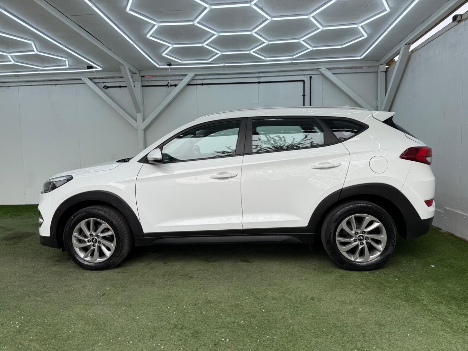 Used Hyundai TUCSON for sale - 78214315: Photo 10