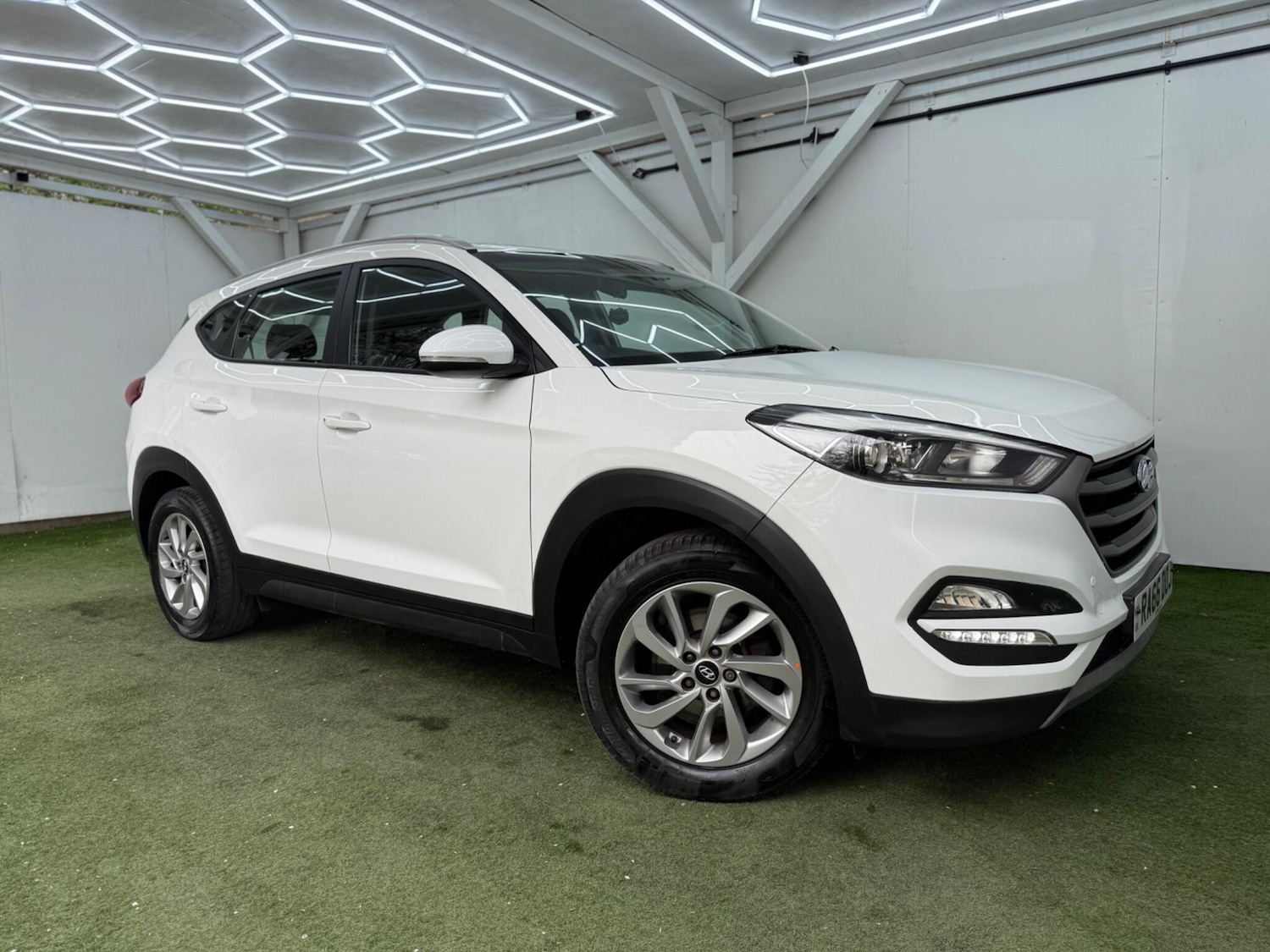Used Hyundai TUCSON for sale - 78214315: Photo 4