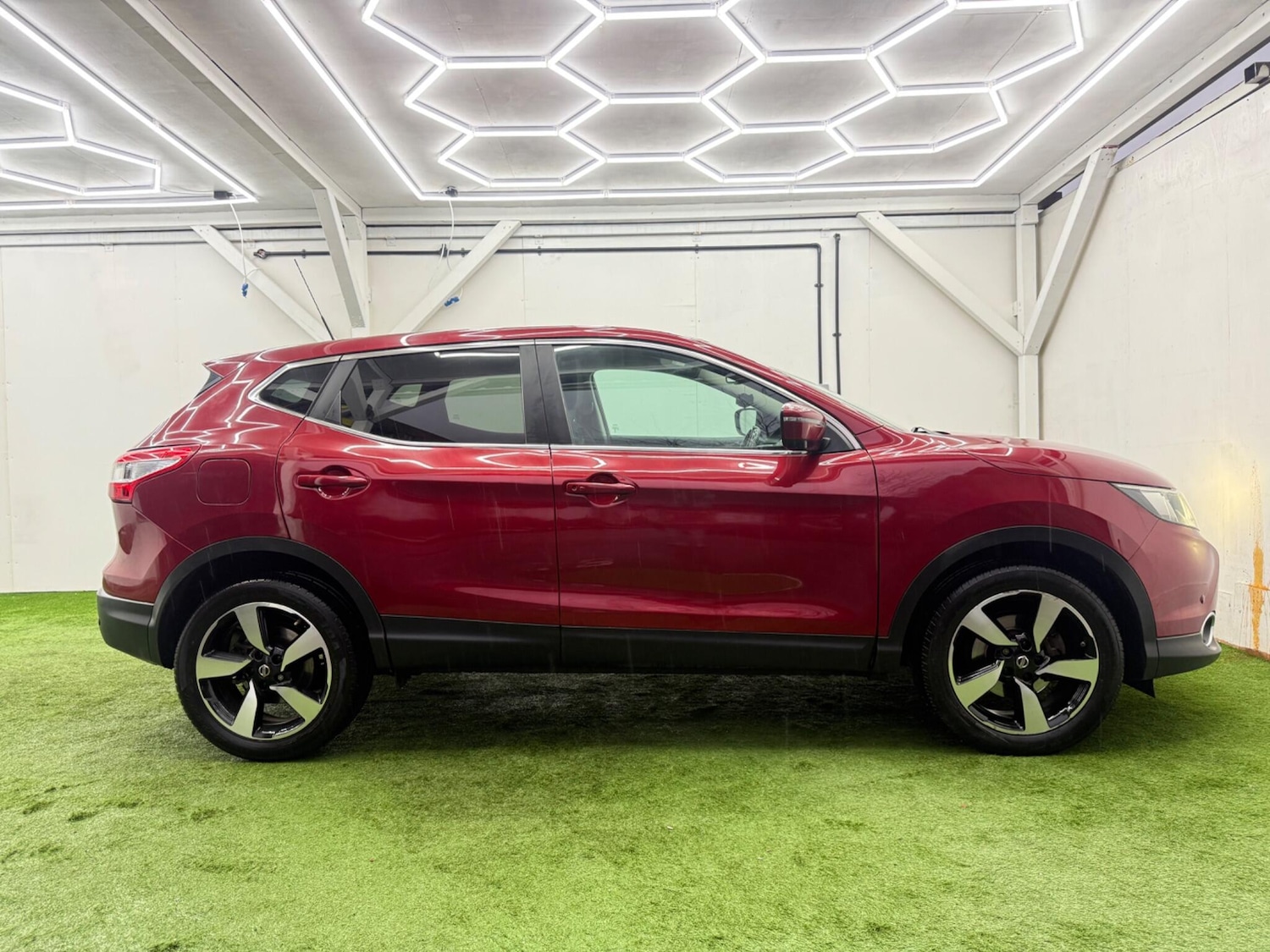 Used Nissan Qashqai 2015 for sale - 78147726: Photo 2