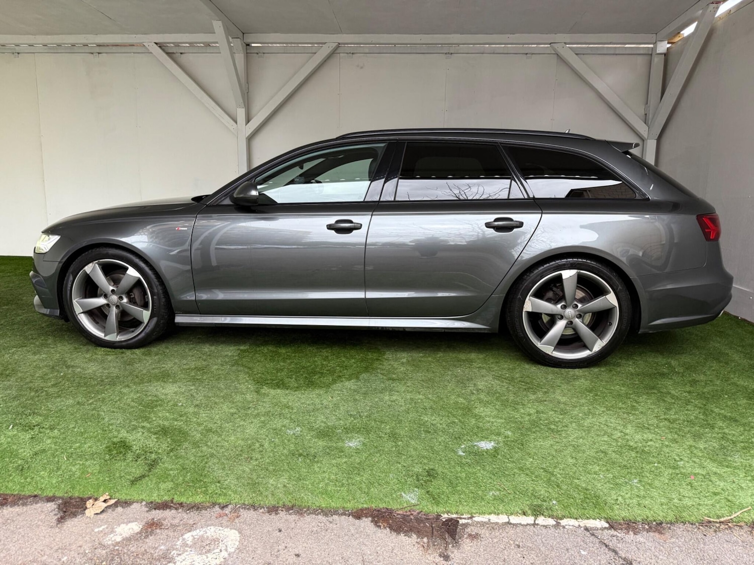 Used Audi A6 Avant 2015 for sale - 76752835: Photo 10