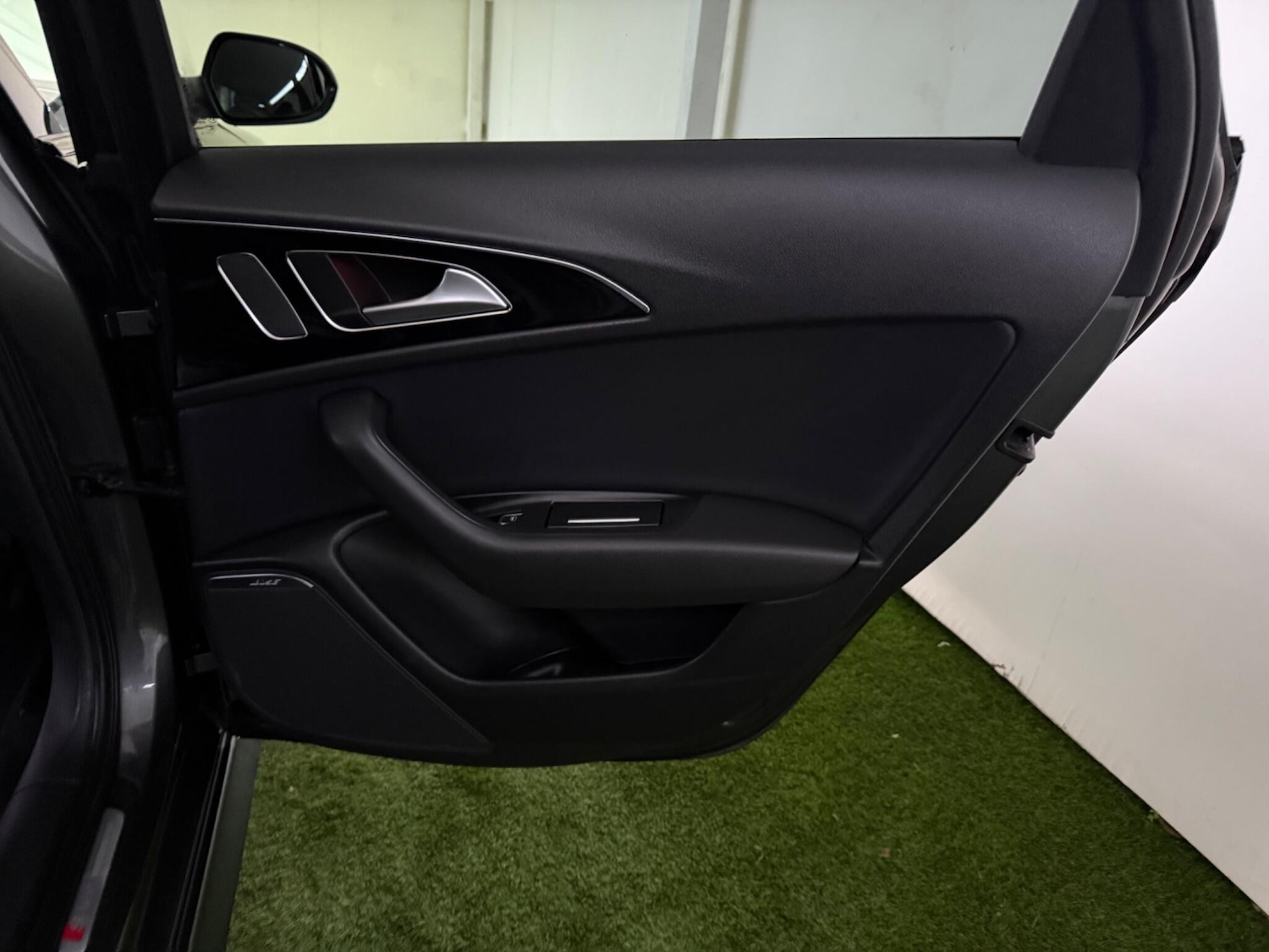 Used Audi A6 Avant 2015 for sale - 76752835: Photo 21