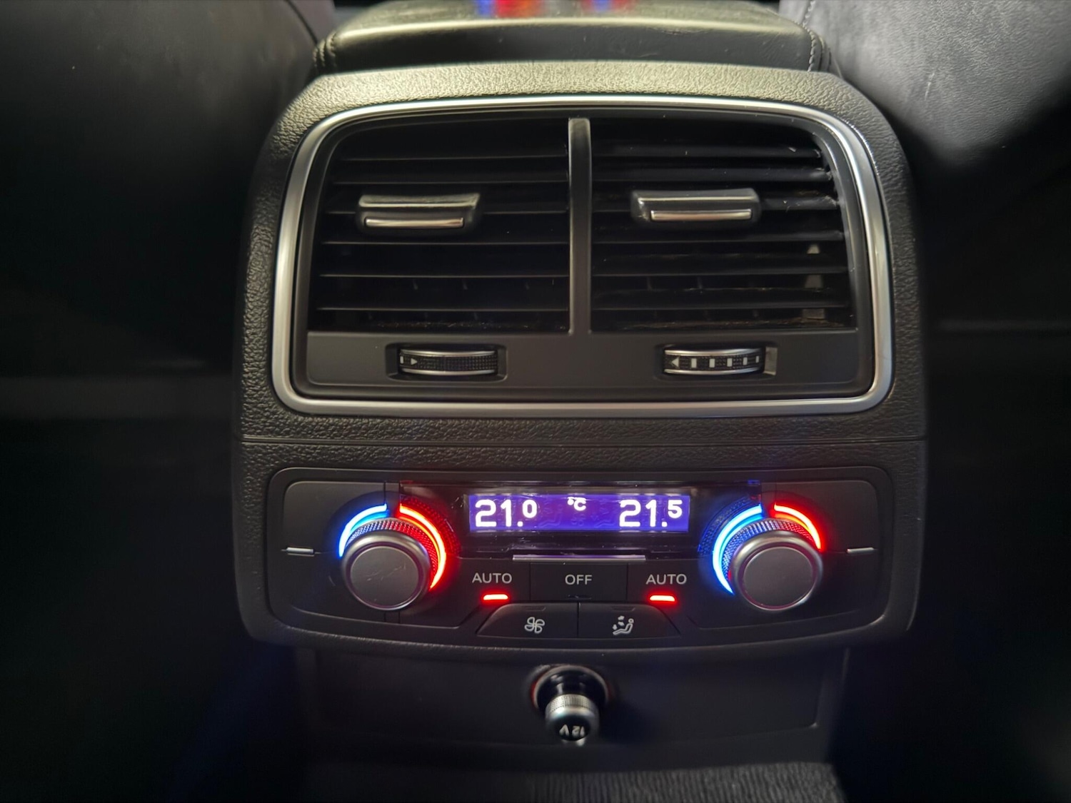 Used Audi A6 Avant 2015 for sale - 76752835: Photo 32