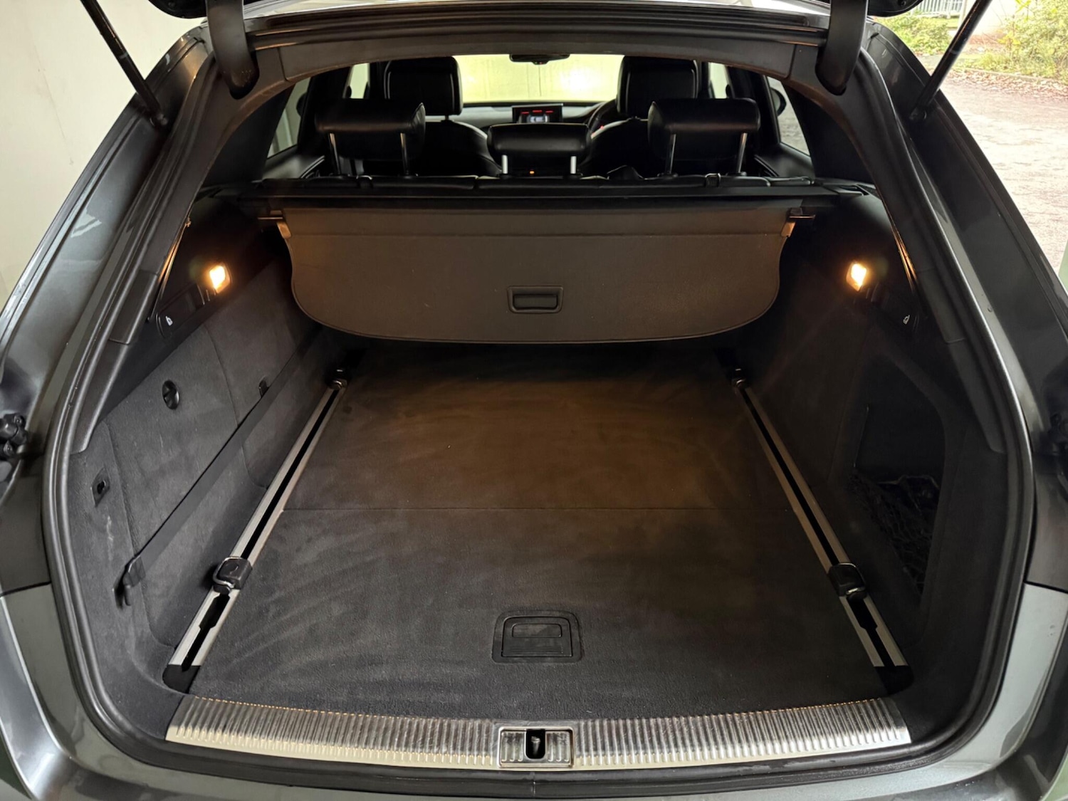 Used Audi A6 Avant 2015 for sale - 76752835: Photo 8