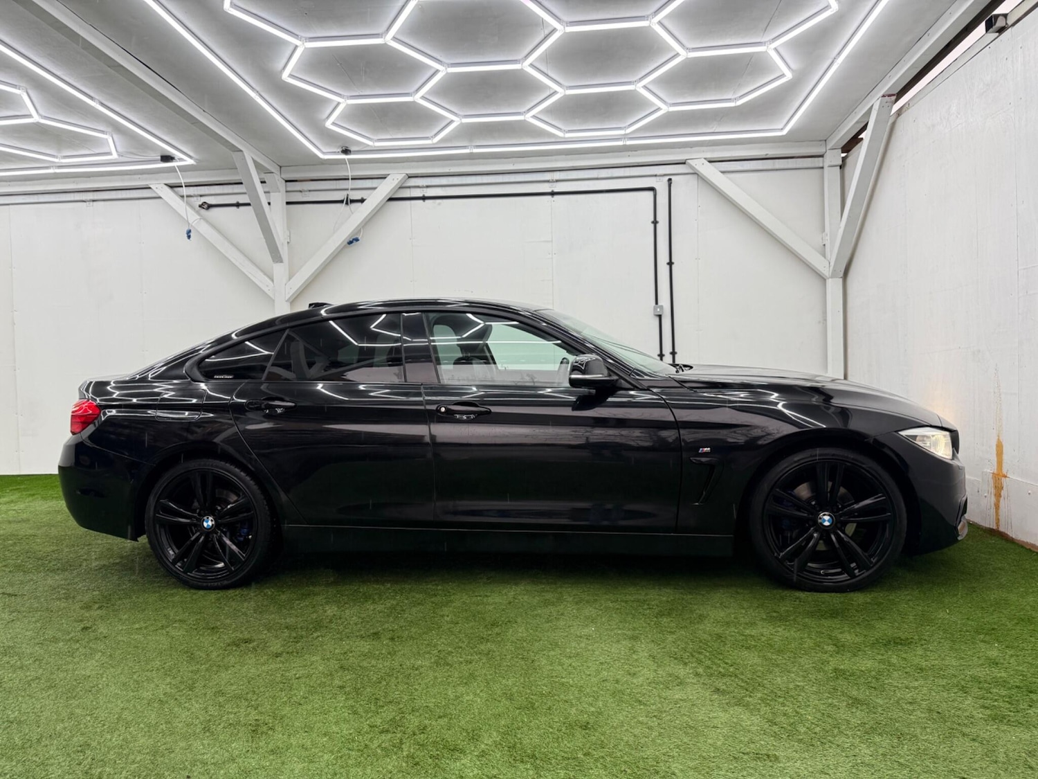 Used BMW 4 Series 2016 for sale - 77202781: Photo 2