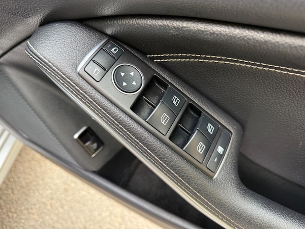 Used Mercedes-Benz CLA 2015 for sale - 76269799: Photo 40