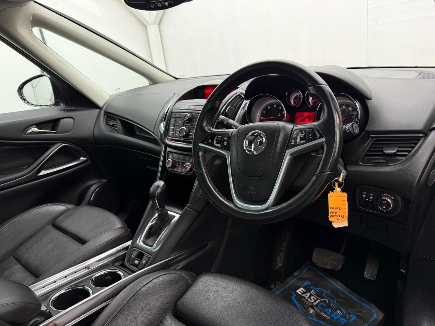 Used Vauxhall Zafira 2016 for sale - 77550725: Photo 3