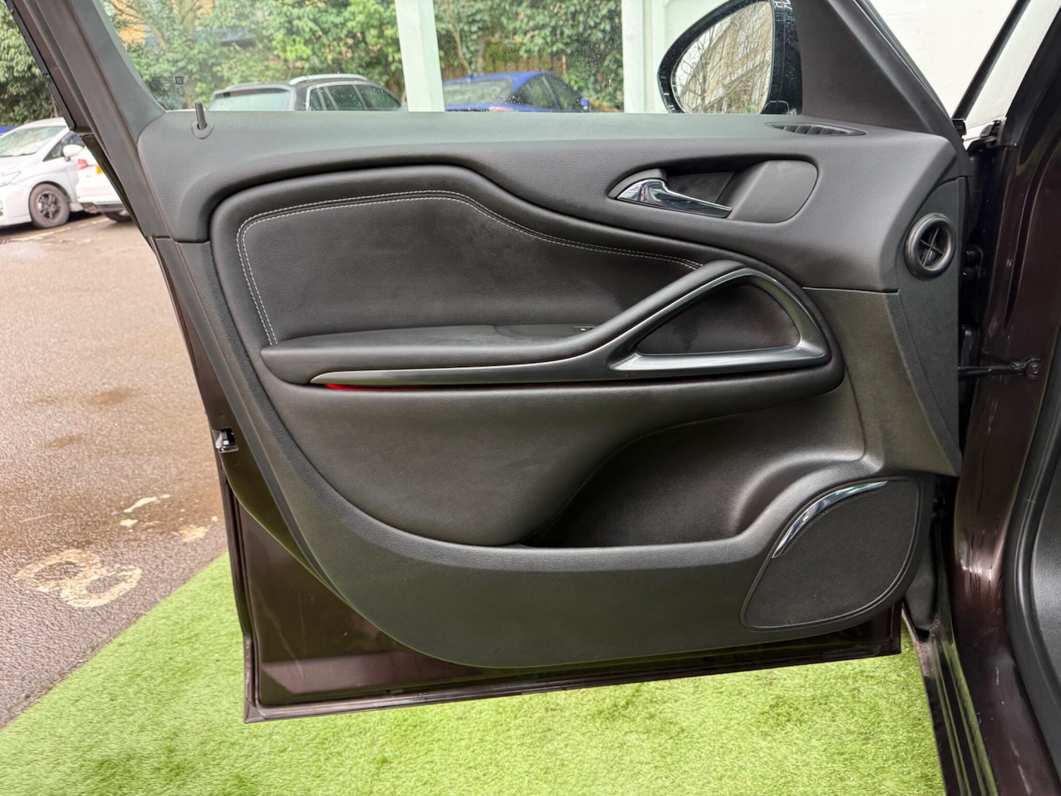 Used Vauxhall Zafira 2016 for sale - 77550725: Photo 31