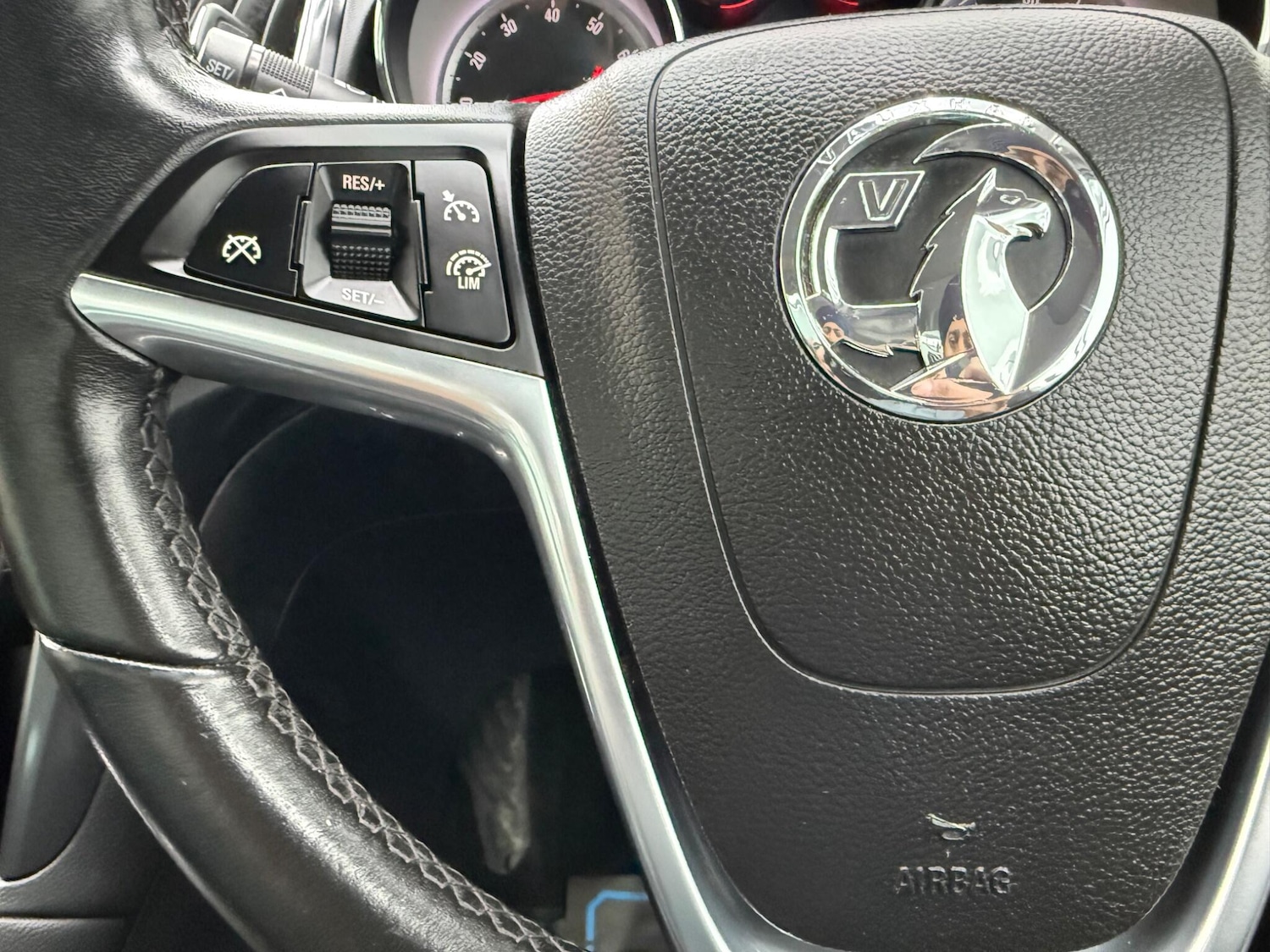 Used Vauxhall Zafira 2016 for sale - 77550725: Photo 38