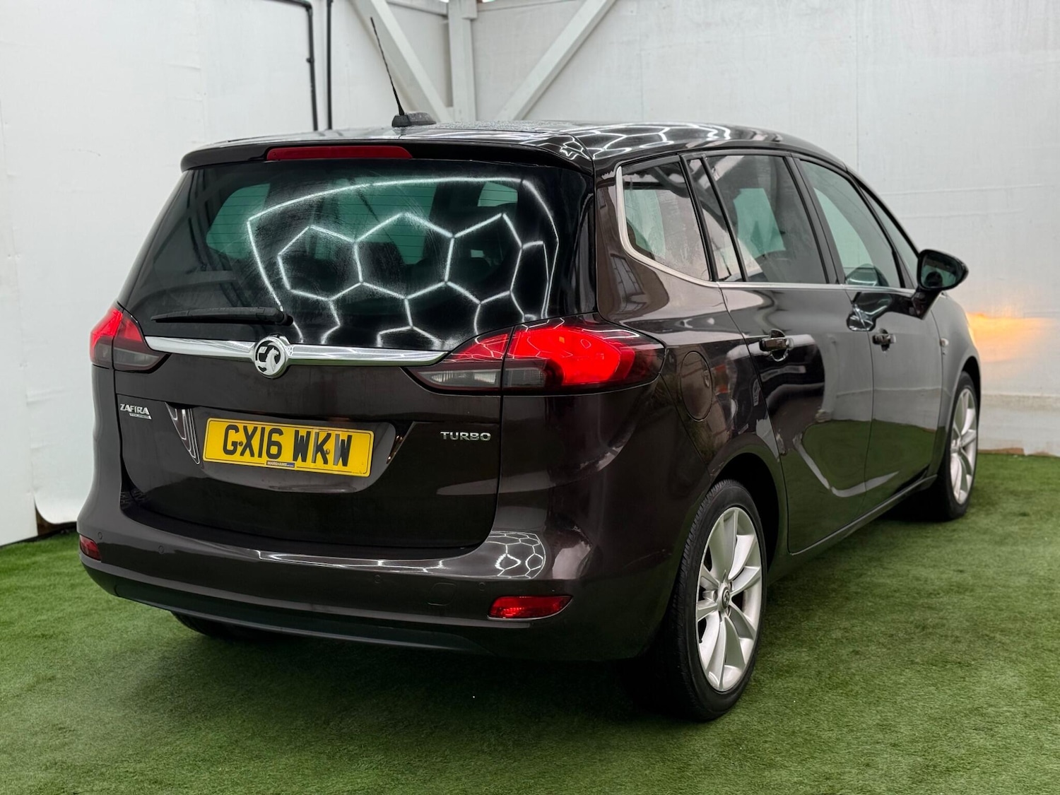 Used Vauxhall Zafira 2016 for sale - 77550725: Photo 6