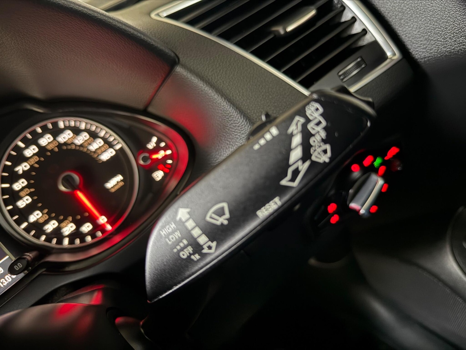 Used Audi Q5 2013 for sale - 76633050: Photo 37