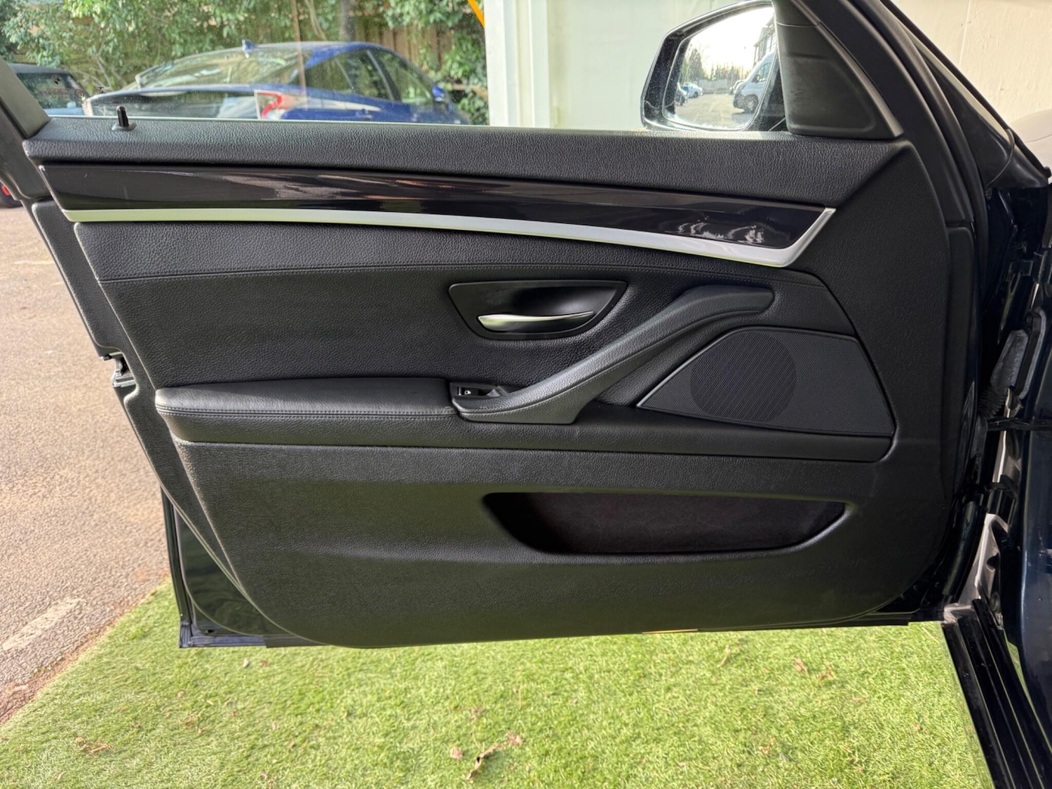 Used BMW 5 Series 2014 for sale - 77049904: Photo 28