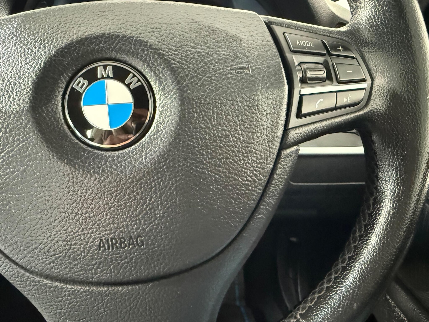 Used BMW 5 Series 2014 for sale - 77049904: Photo 37