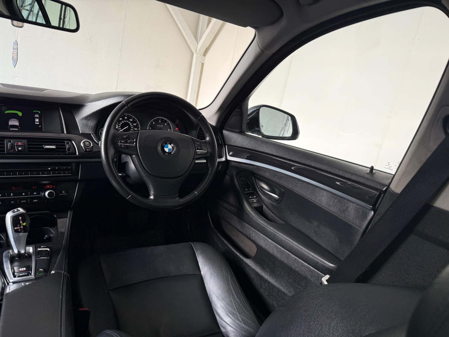Used BMW 5 Series 2014 for sale - 77049904: Photo 41