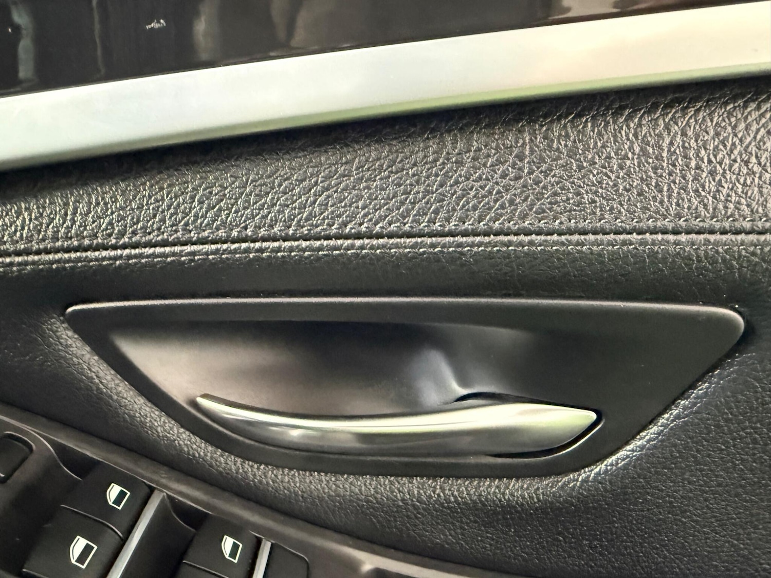 Used BMW 5 Series 2014 for sale - 77049904: Photo 43