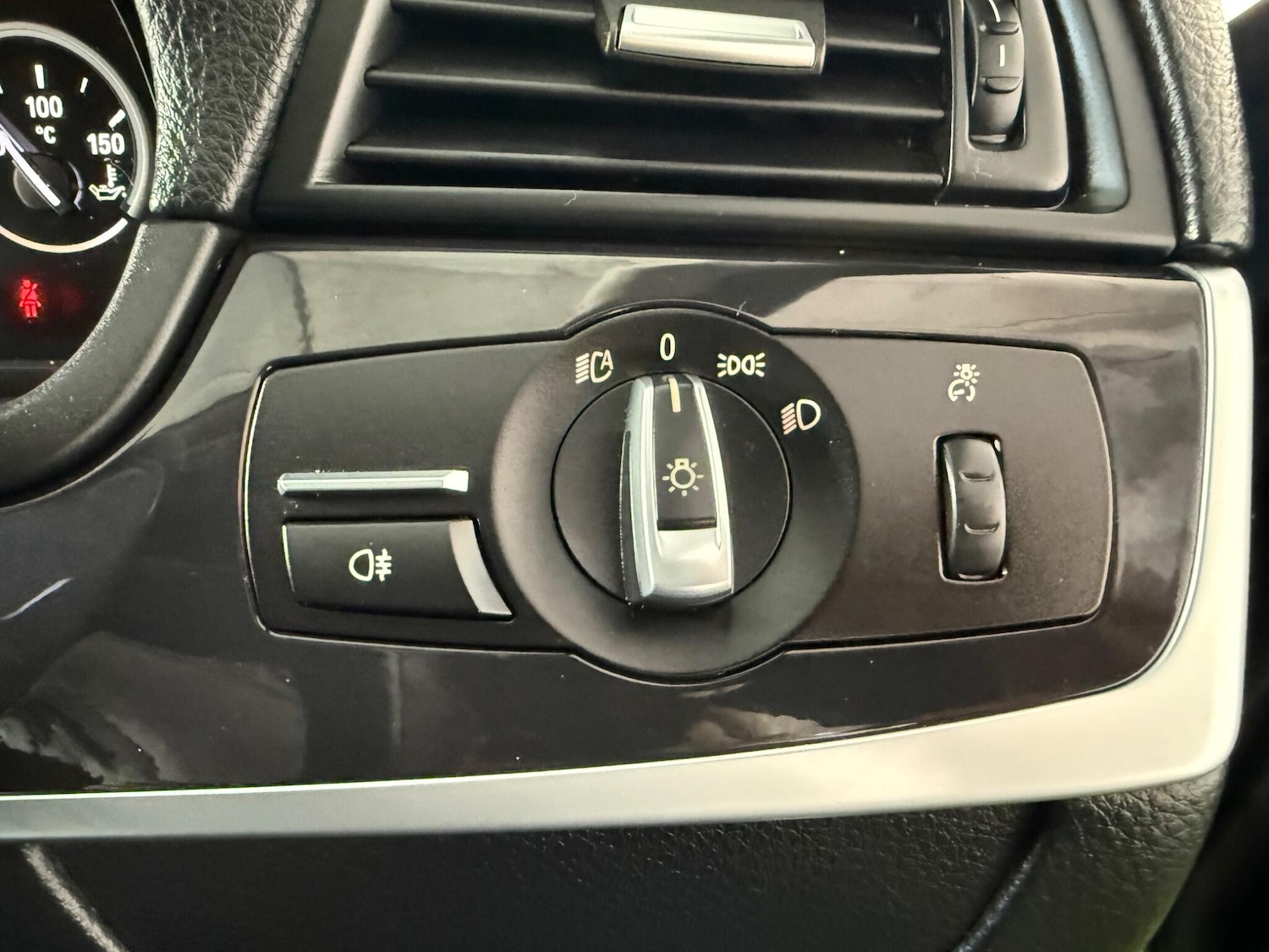 Used BMW 5 Series 2014 for sale - 77049904: Photo 44