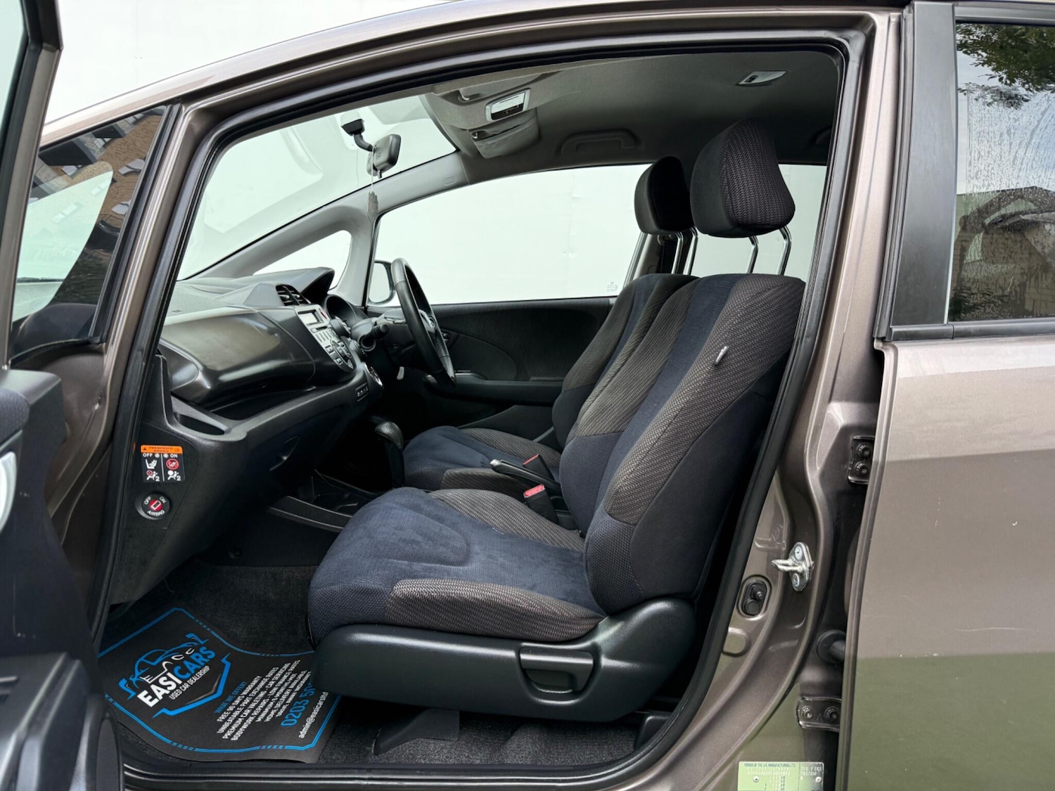 Vehicle 25