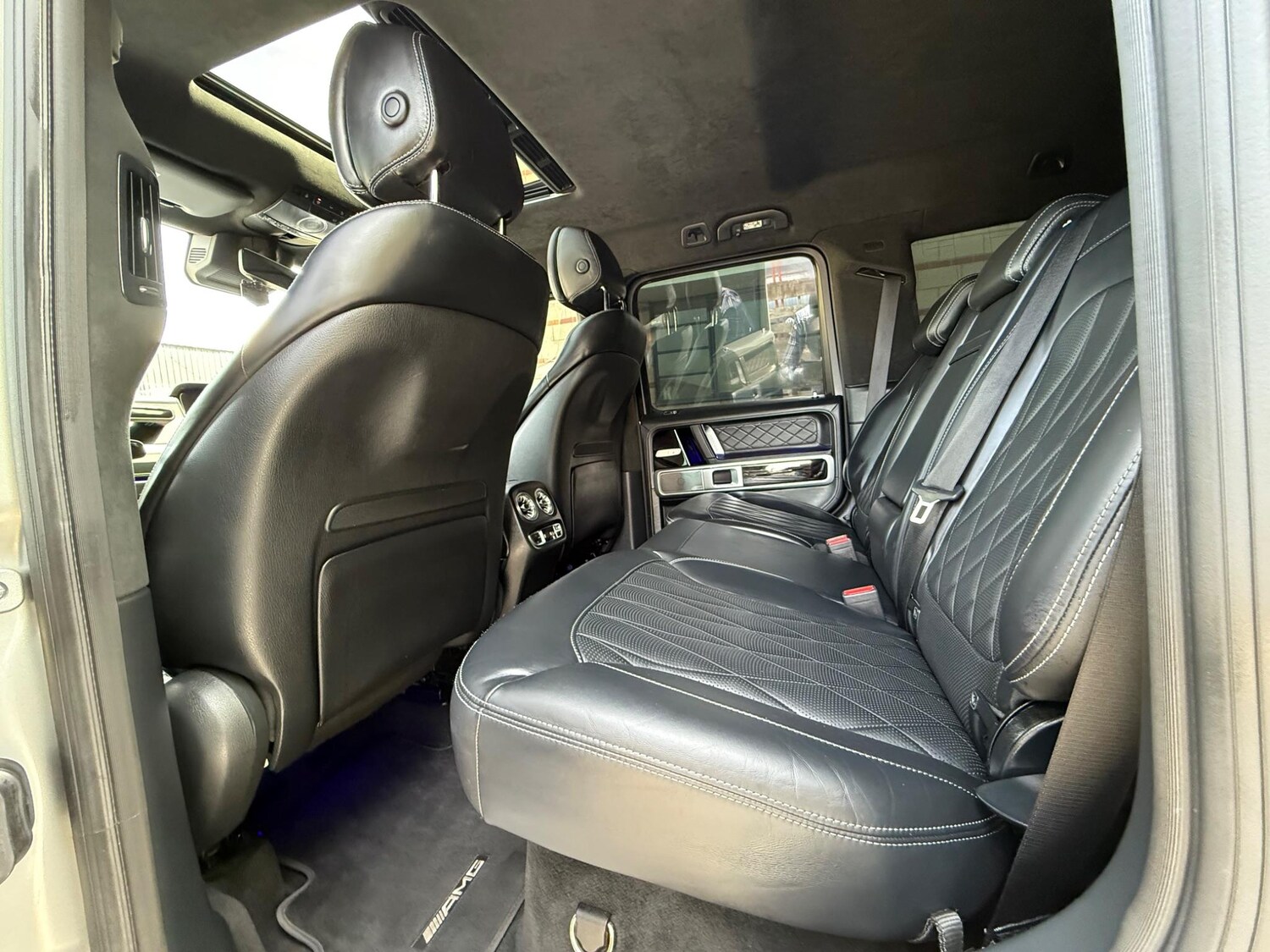 Vehicle 29
