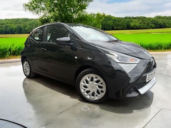 Used Toyota AYGO 2020 for sale - 75363100: Photo