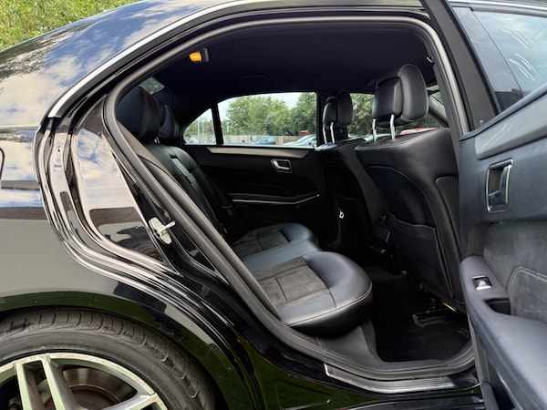 Used Mercedes-Benz E Class 2014 for sale - 75657347: Photo 18