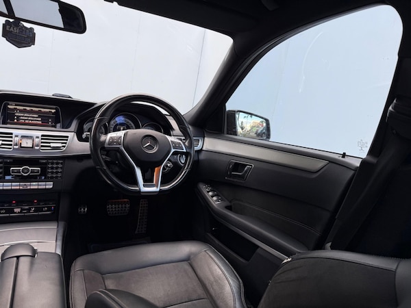 Used Mercedes-Benz E Class 2014 for sale - 75657347: Photo 39