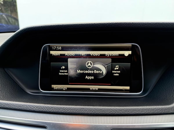 Used Mercedes-Benz E Class 2014 for sale - 75657347: Photo 48